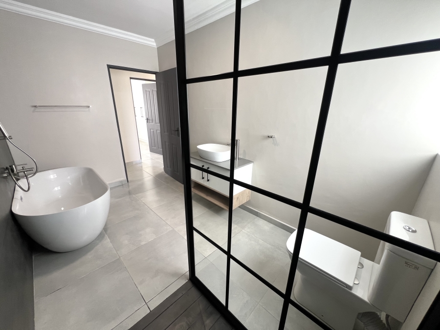 3 Bedroom Property for Sale in Fountains Estate Eastern Cape